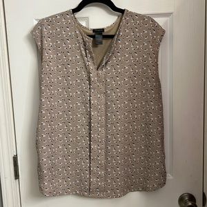 Ann Taylor large sleeveless top